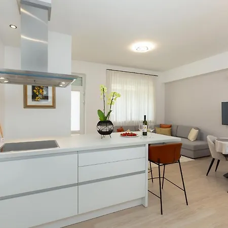 Stylish Mediterraneo